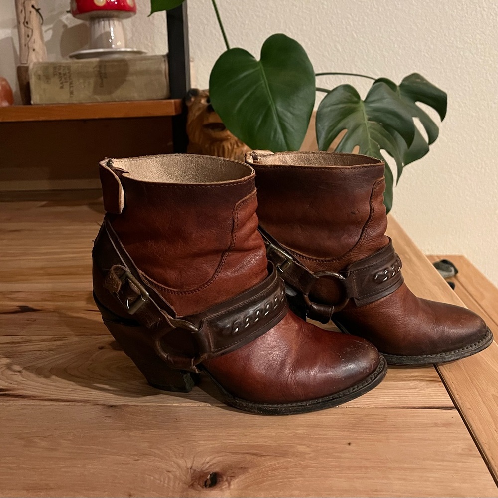 Freebird El Paso Ankle Boots, Size 9